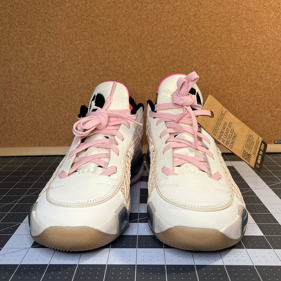 Jordan XXXVIII BRAND NEW
‘Fresh start’ 38 - Picture 4 of 16